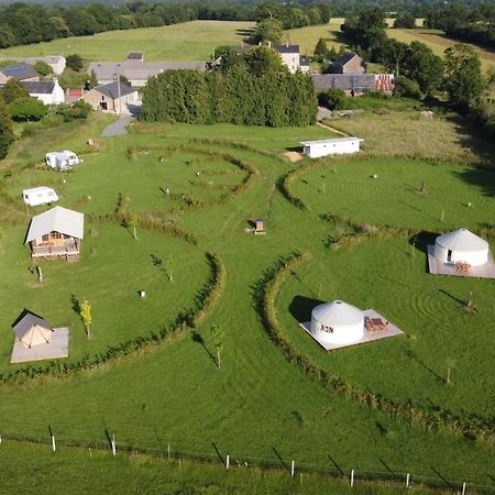 Camping A La Ferme - Hebergements Insolites Cerisy-la-Foret ภายนอก รูปภาพ