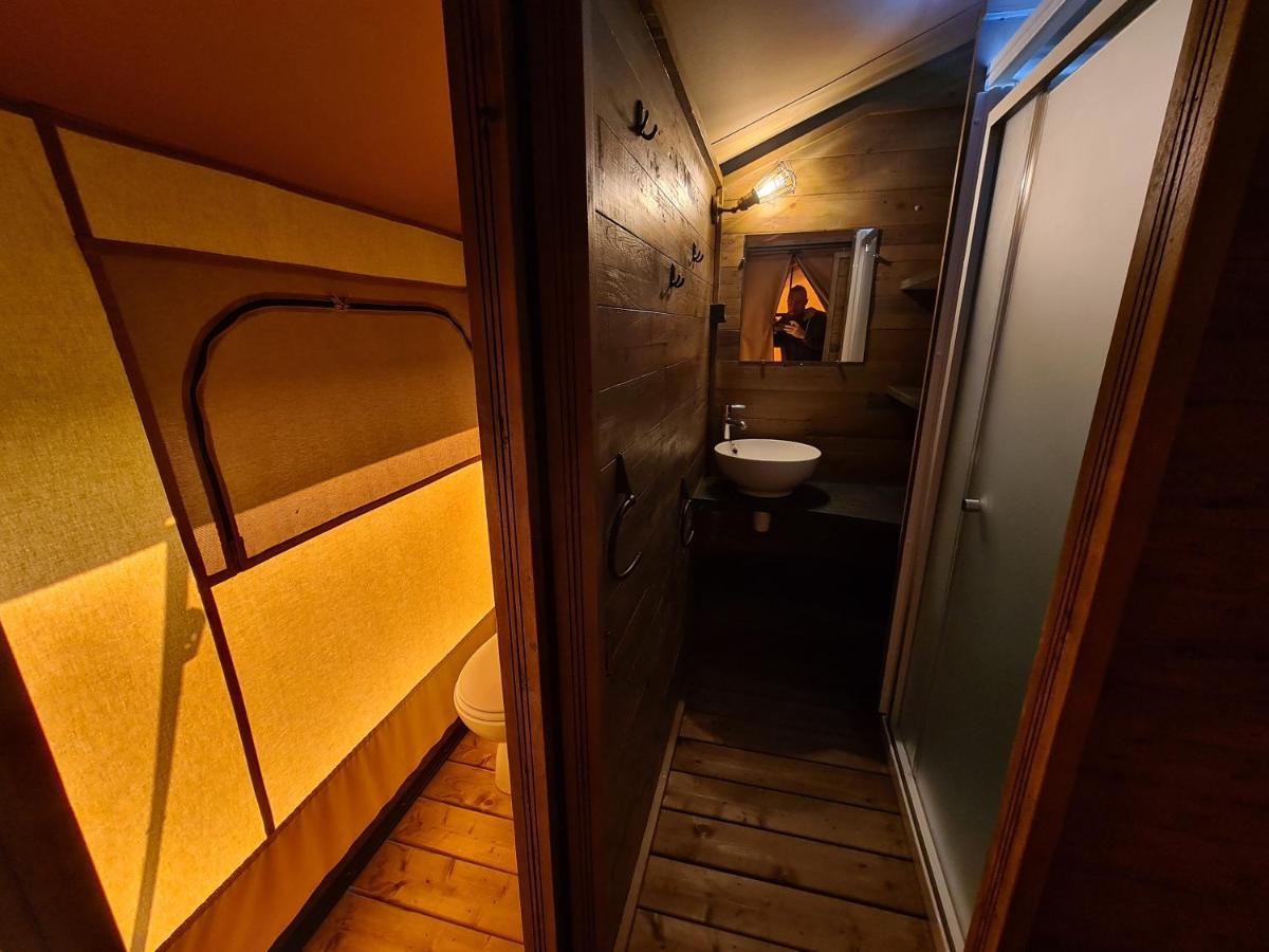 Camping A La Ferme - Hebergements Insolites Cerisy-la-Foret ภายนอก รูปภาพ