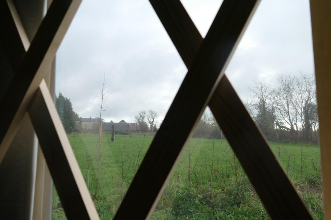 Camping A La Ferme - Hebergements Insolites Cerisy-la-Foret ภายนอก รูปภาพ